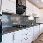 Uezuemlue 2 Bedroom Secluded With Private Pool Hot Tub