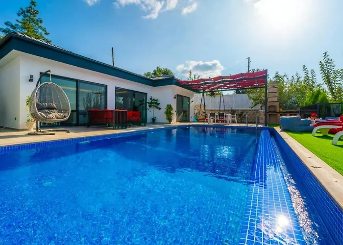 Uezuemlue 2 Bedroom Secluded With Private Pool Hot Tub Vila *